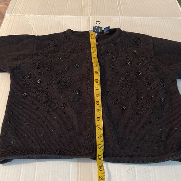 ⏳♻️GAP Black Beaded Floral Detail Sweater Shirt Button Outerwear Jacket size S - Picture 15 of 15